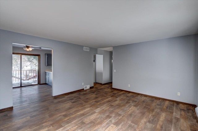 604 E Oak Street, Cottage Grove, WI 53527