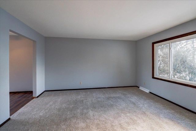 604 E Oak Street, Cottage Grove, WI 53527