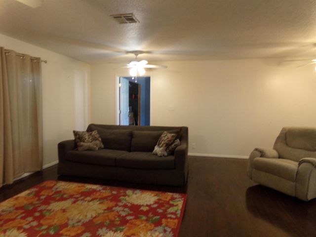 52004 Florinada Bay, Boynton Beach, FL 33436