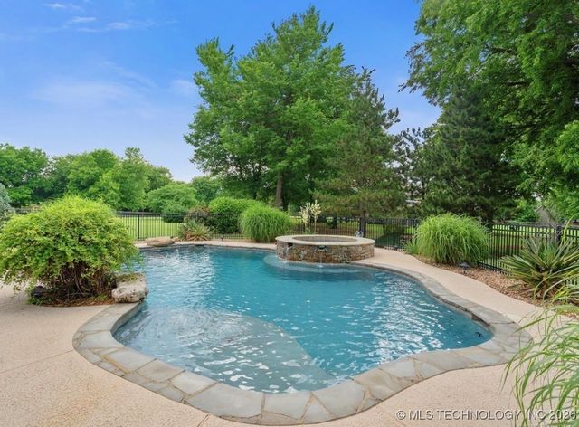 7296 N 200th East Avenue, Owasso, OK 74055