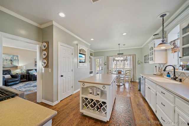 7296 N 200th East Avenue, Owasso, OK 74055