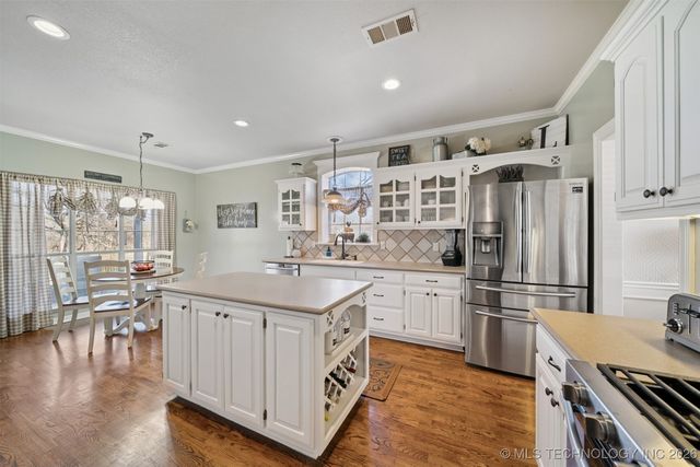 7296 N 200th East Avenue, Owasso, OK 74055