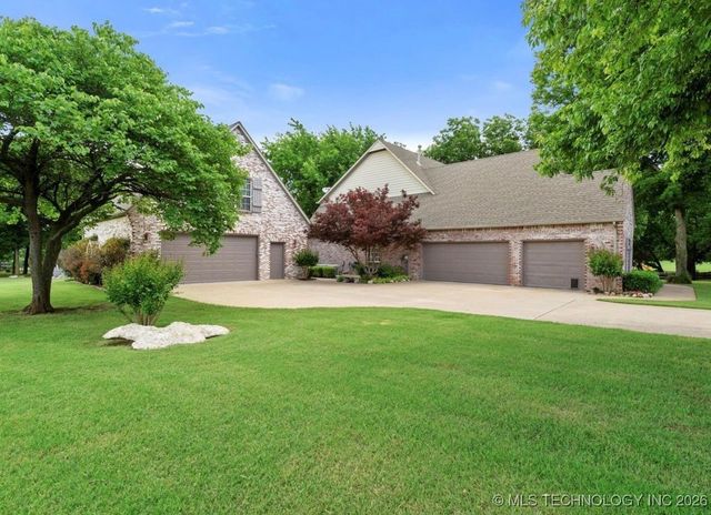 7296 N 200th East Avenue, Owasso, OK 74055