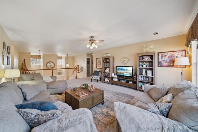 7296 N 200th East Avenue, Owasso, OK 74055