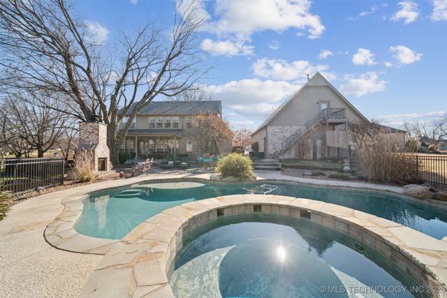 7296 N 200th East Avenue, Owasso, OK 74055