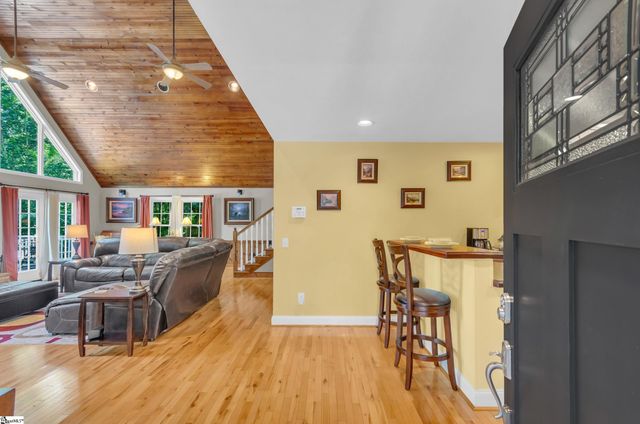409 The Bear Boulevard, Tamassee, SC 29686
