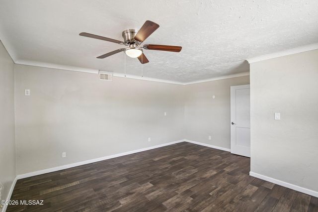 2558 E Glenn Street, Tucson, AZ 85716