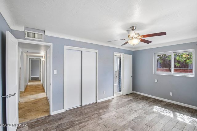 2558 E Glenn Street, Tucson, AZ 85716