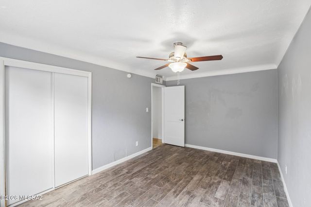 2558 E Glenn Street, Tucson, AZ 85716