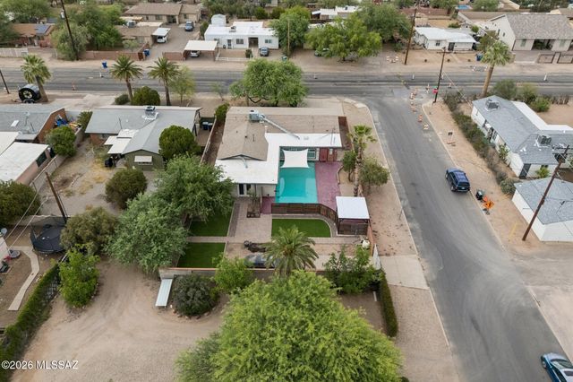 2558 E Glenn Street, Tucson, AZ 85716