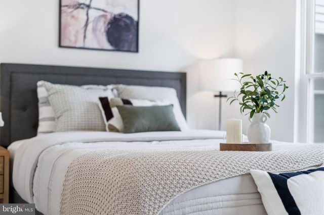 353 L ST SE, Washington, DC 20003