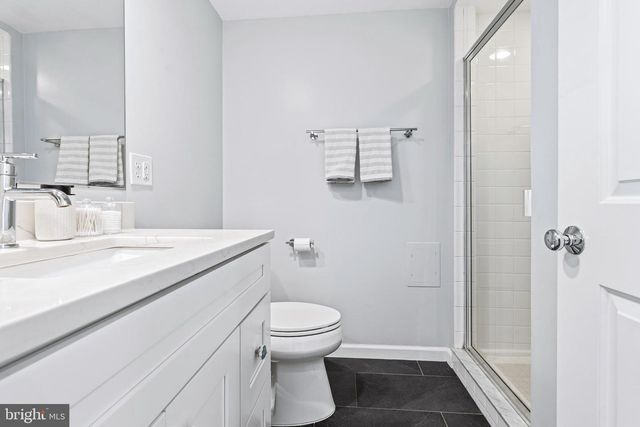 353 L ST SE, Washington, DC 20003