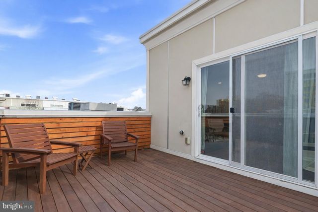 353 L ST SE, Washington, DC 20003