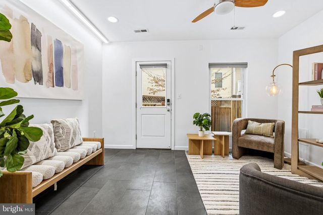 353 L ST SE, Washington, DC 20003