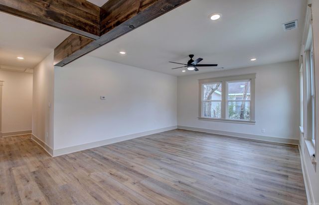 1815 Scott, Conway, AR 72034