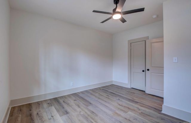 1815 Scott, Conway, AR 72034