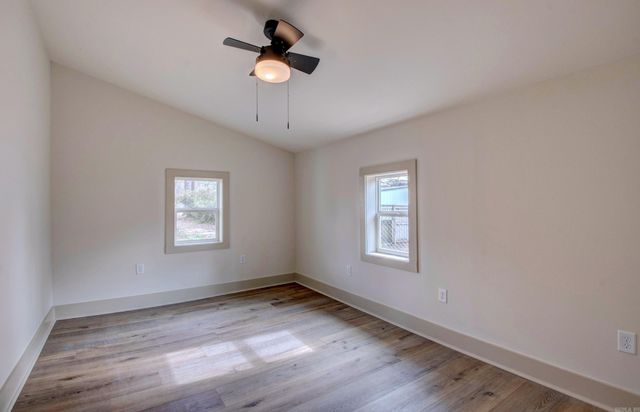 1815 Scott, Conway, AR 72034