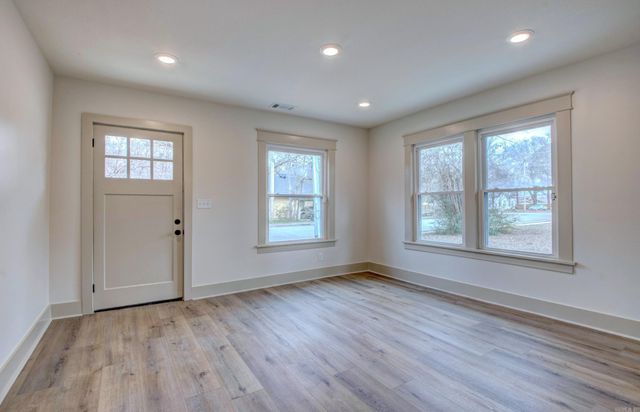 1815 Scott, Conway, AR 72034