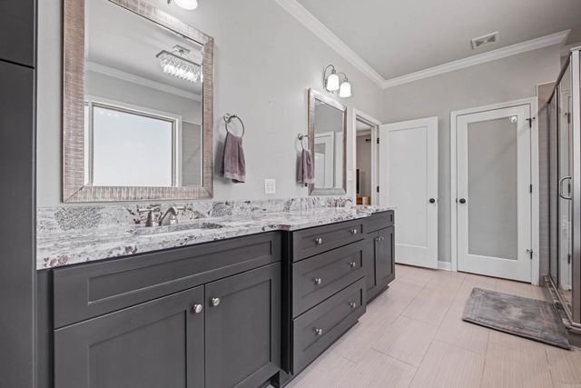 5615 S Shore Drive, Hensley, AR 72065