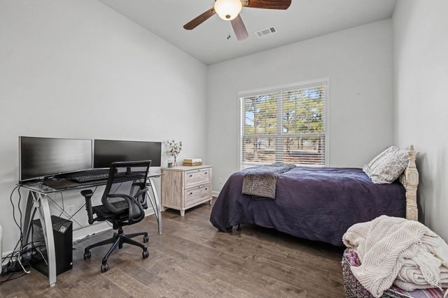 5615 S Shore Drive, Hensley, AR 72065