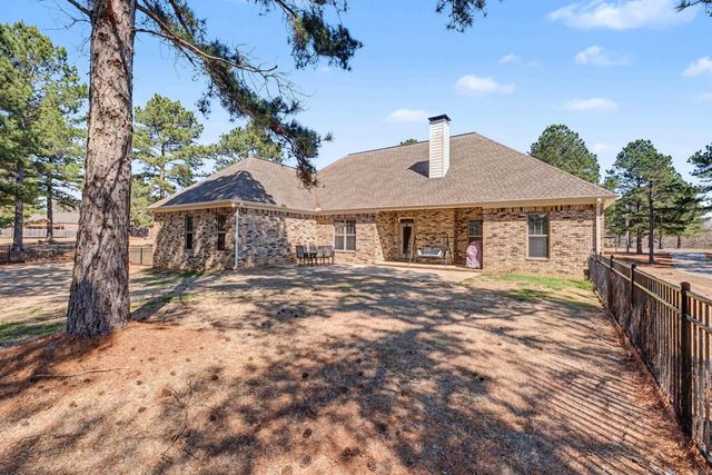 5615 S Shore Drive, Hensley, AR 72065