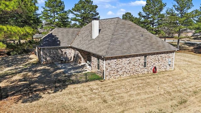 5615 S Shore Drive, Hensley, AR 72065