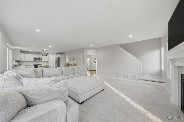 5327 Briannas Nook, Clarence, NY 14031