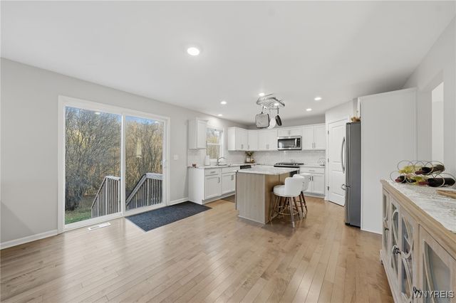 5327 Briannas Nook, Clarence, NY 14031