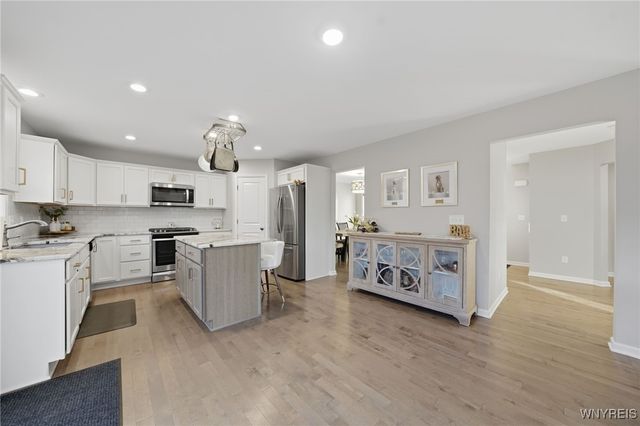 5327 Briannas Nook, Clarence, NY 14031