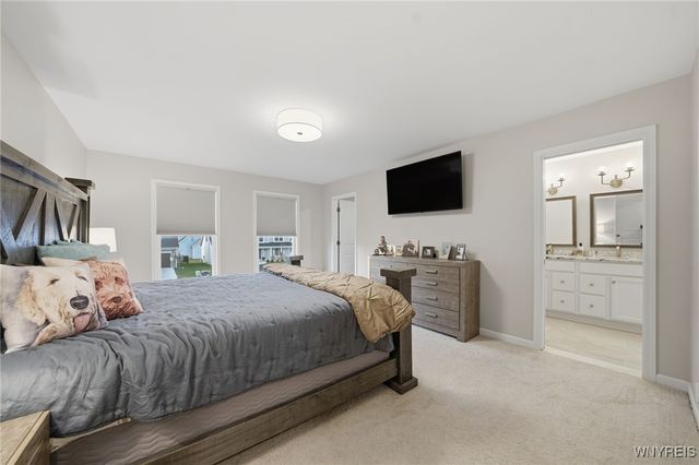 5327 Briannas Nook, Clarence, NY 14031