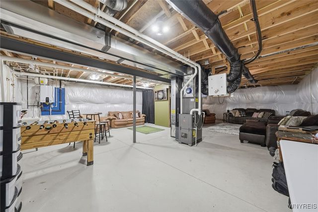 5327 Briannas Nook, Clarence, NY 14031