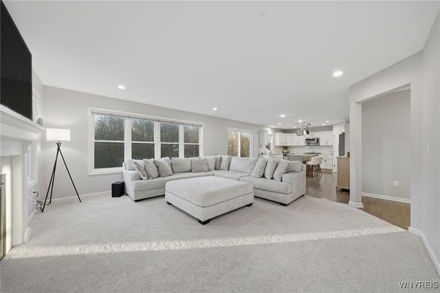 5327 Briannas Nook, Clarence, NY 14031