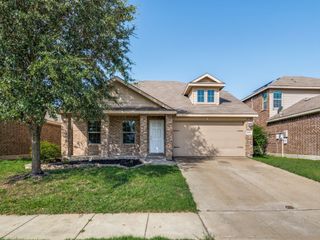 2005 Brackettville, Forney, TX 75126