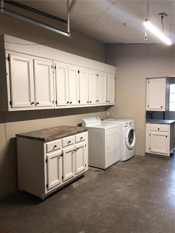 844 Hopwood LN, Virginia Beach, VA 23455