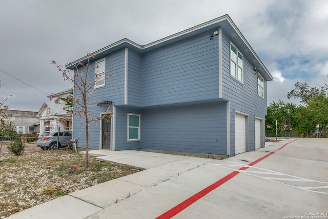 1835 W Poplar St Unit 501, San Antonio, TX 78207