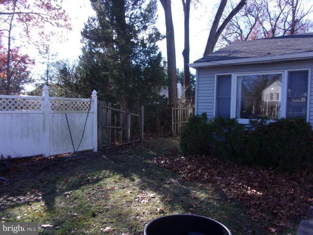 141 OAK AVE, Runnemede, NJ 08078