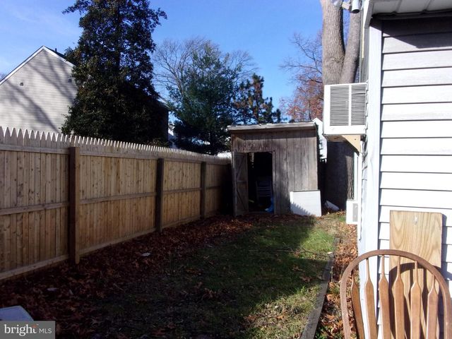 141 OAK AVE, Runnemede, NJ 08078