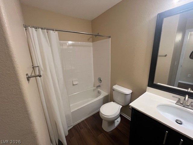 2000 QUARTZ CLIFF Street 202, Las Vegas, NV 89117