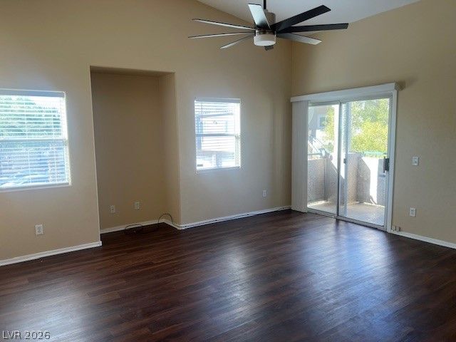 2000 QUARTZ CLIFF Street 202, Las Vegas, NV 89117