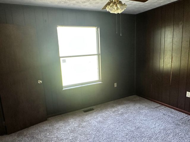 1376 Whites Creek Road, Prichard, WV 25555