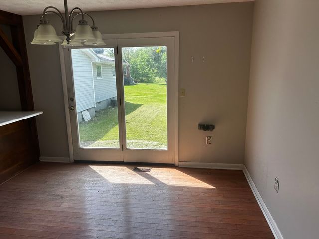 1376 Whites Creek Road, Prichard, WV 25555