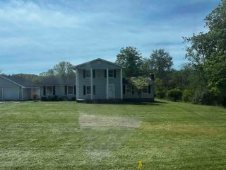 1376 Whites Creek Road, Prichard, WV 25555