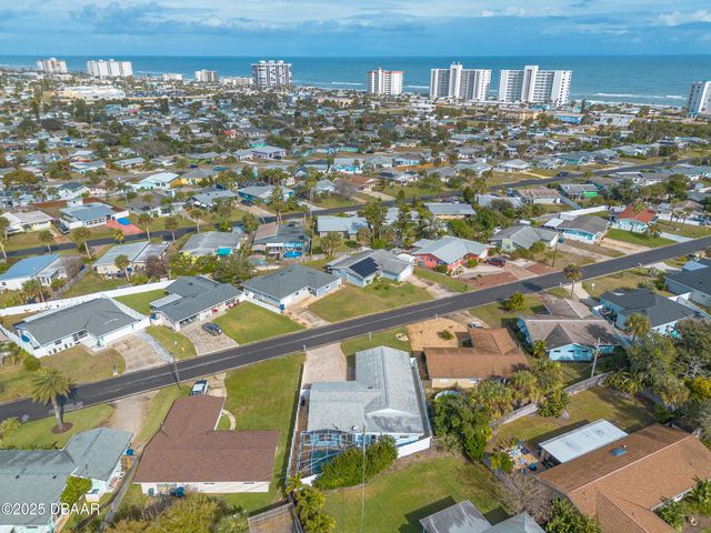 32 Plaza Drive, Ormond Beach, FL 32176