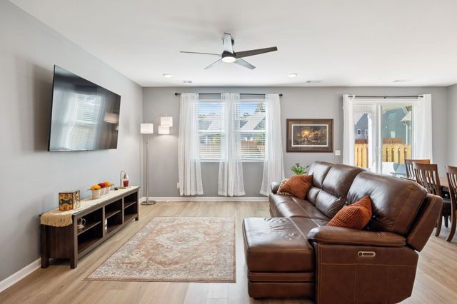 1819 Allwood Ave, Murfreesboro, TN 37128