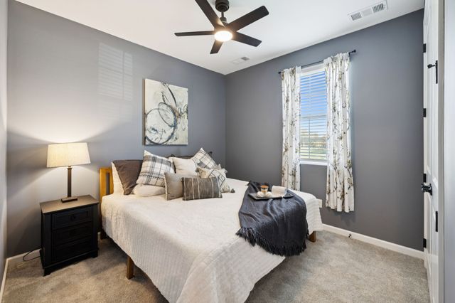 1819 Allwood Ave, Murfreesboro, TN 37128