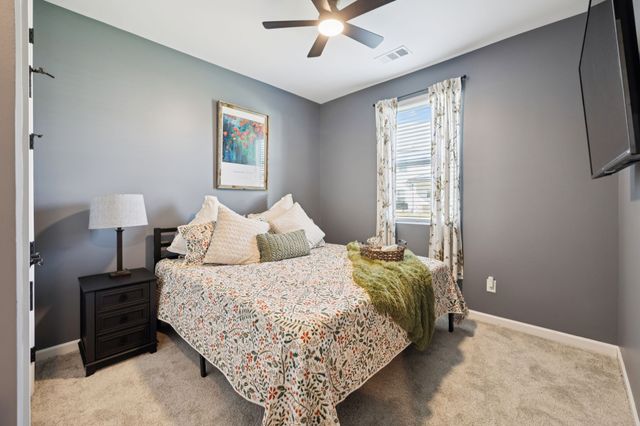 1819 Allwood Ave, Murfreesboro, TN 37128