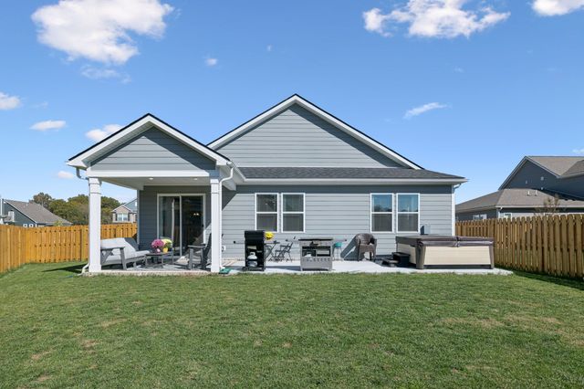 1819 Allwood Ave, Murfreesboro, TN 37128