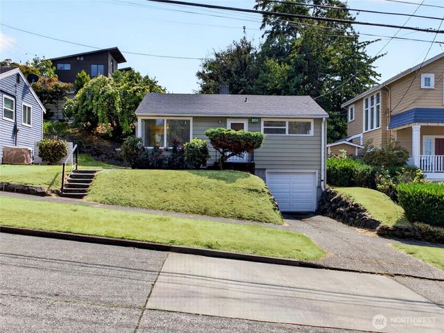 3011 E Pine Street, Seattle, WA 98122