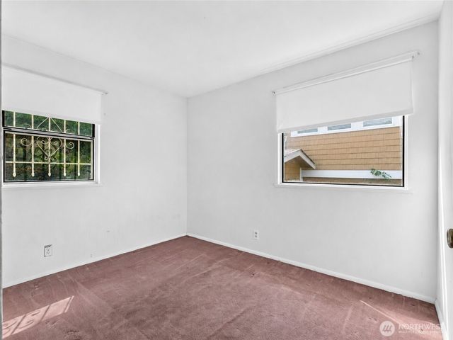 3011 E Pine Street, Seattle, WA 98122