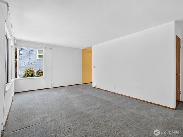 3011 E Pine Street, Seattle, WA 98122